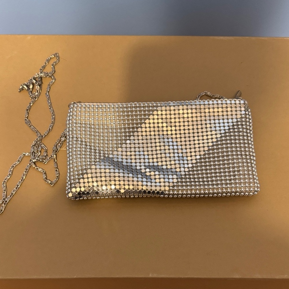 Silver Chain Clutch